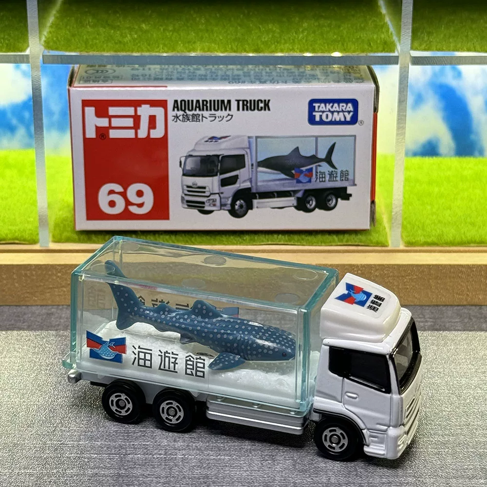Takara Tomy Tomica No.69 Nissa - Aquarium reseña y precio